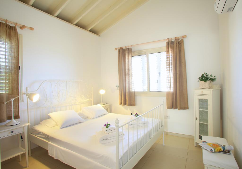 House 7, The Artisan Resort Протарас Стая снимка