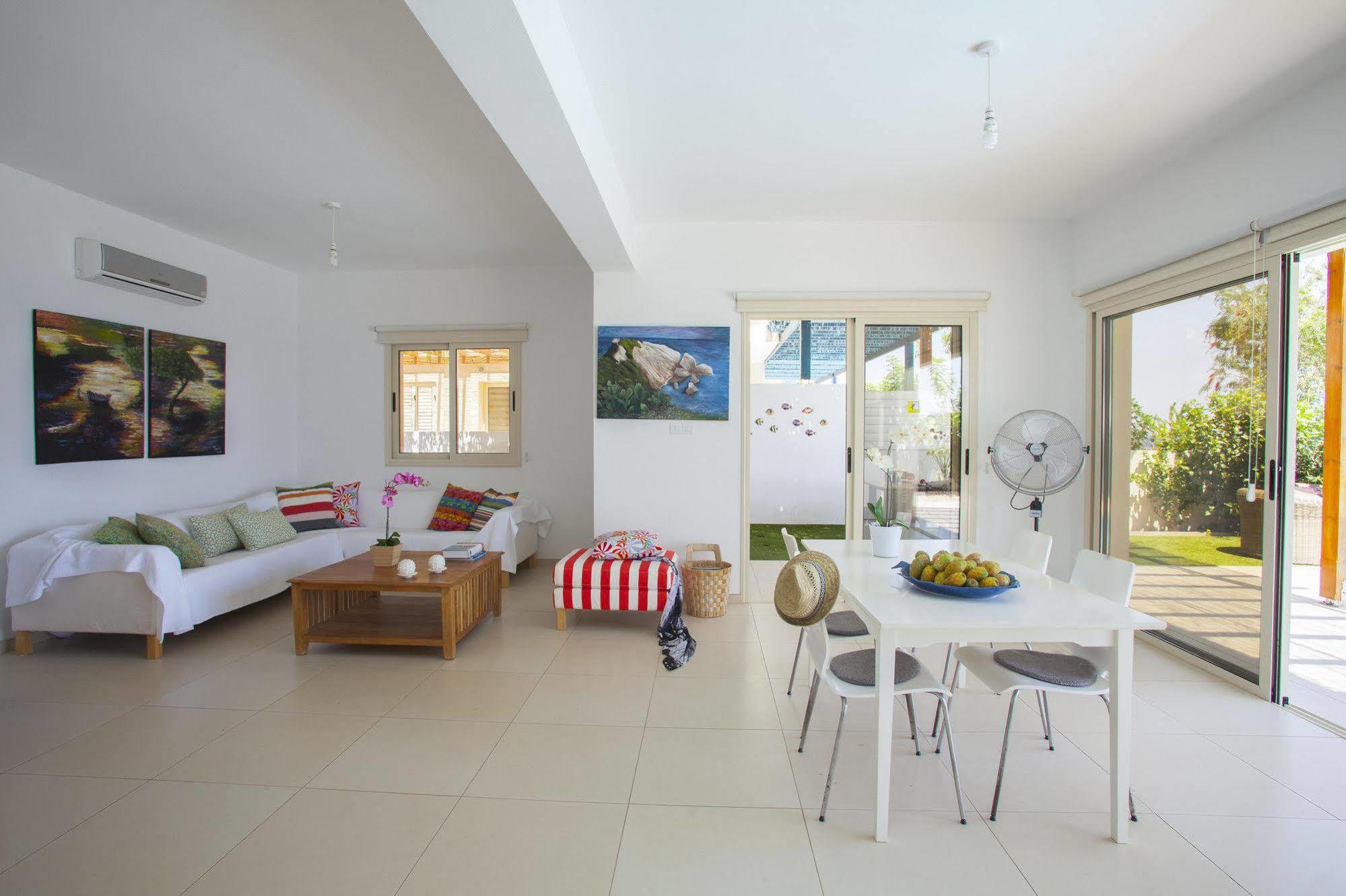 House 7, The Artisan Resort Протарас Екстериор снимка